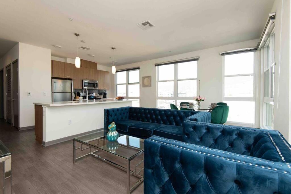 Centrally Located Apartments With Free Parking Glendale Exteriör bild
