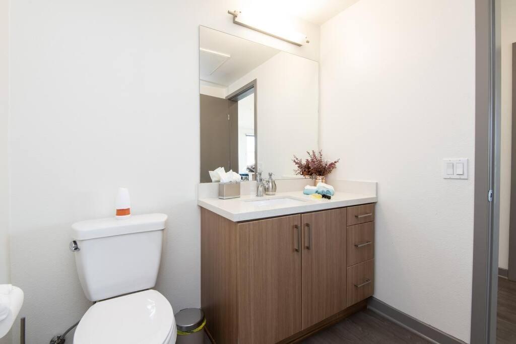 Centrally Located Apartments With Free Parking Glendale Exteriör bild